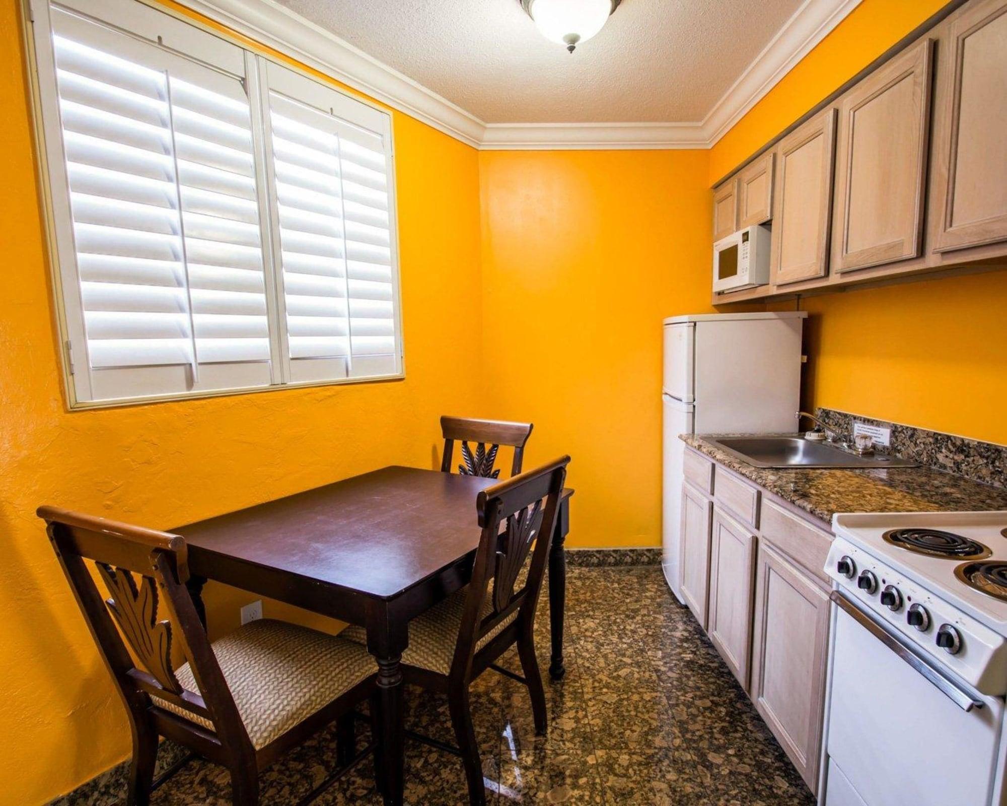 Quality Inn Ormond Beach Oceanfront Экстерьер фото
