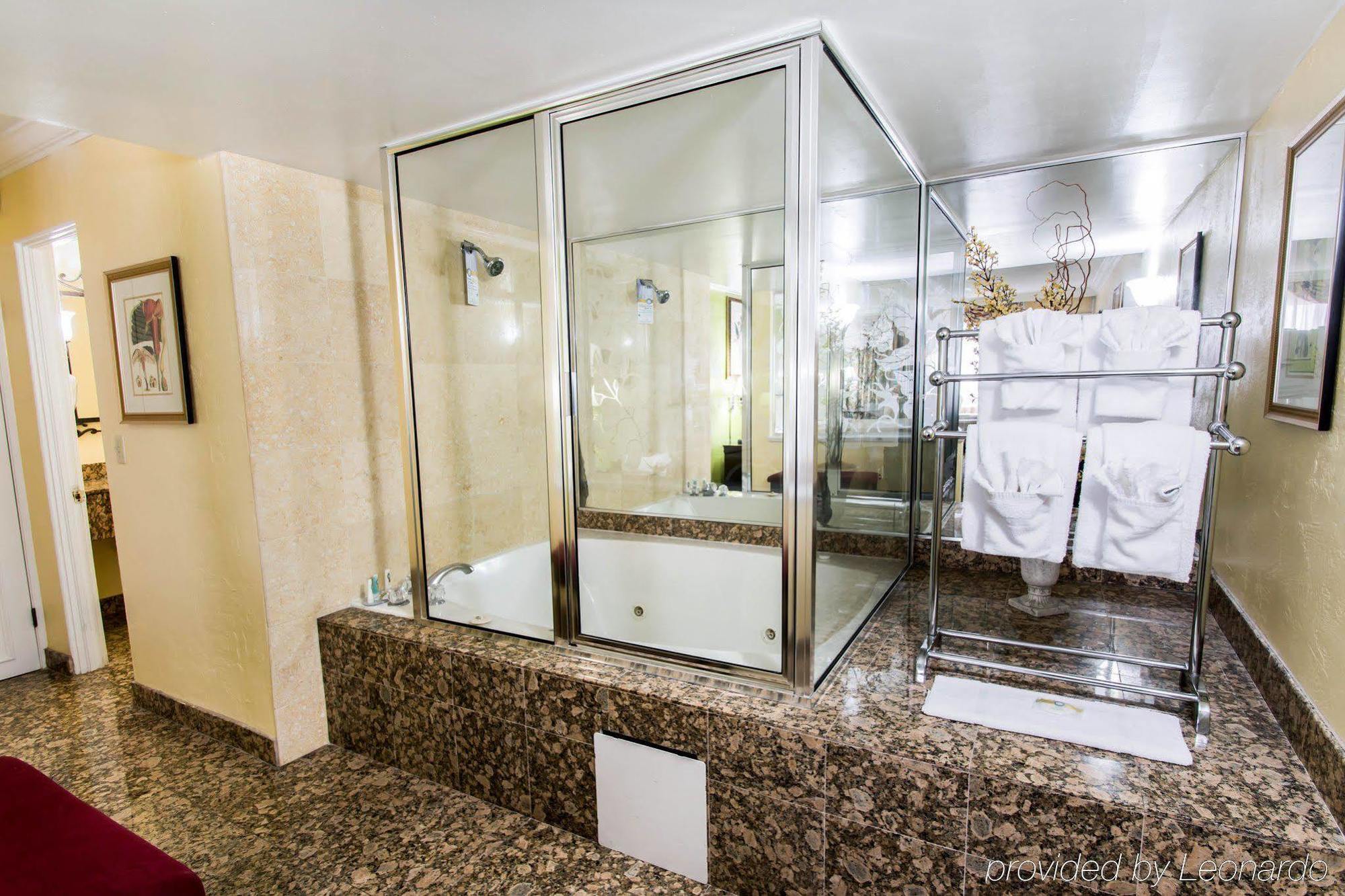 Quality Inn Ormond Beach Oceanfront Экстерьер фото